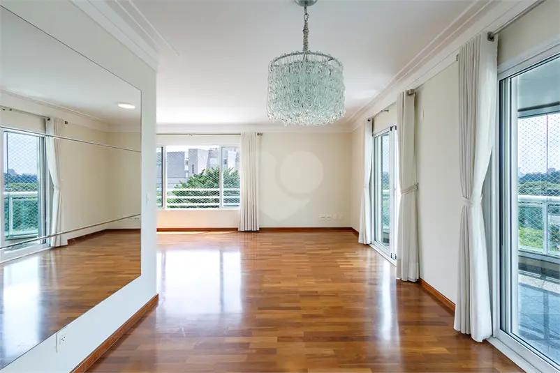 Apartamento com 4 quartos à venda em Vila Mariana – SP