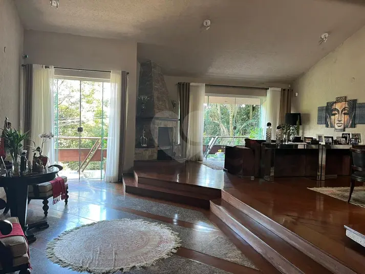 Sobrado com 4 quartos à venda em Tremembé – SP