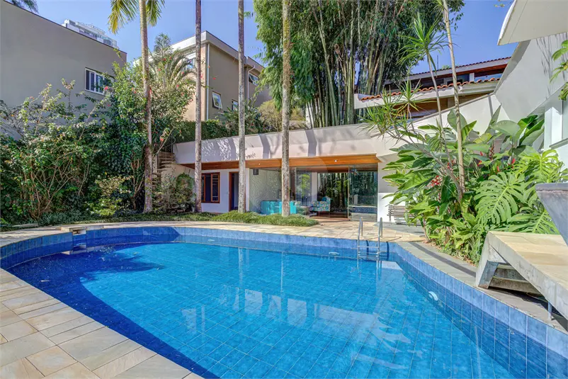 Casa de vila com 4 quartos à venda em Alto da Boa Vista – SP