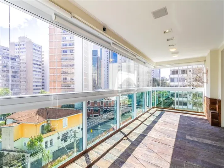 Apartamento com 3 quartos à venda em Paraíso – SP