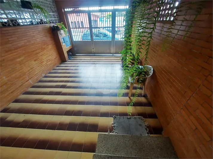 Sobrado com 2 quartos à venda ou para alugar em Jardim – SP