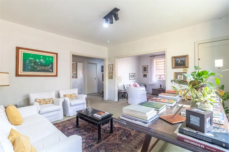 Casa com 4 quartos à venda em Sumaré – SP