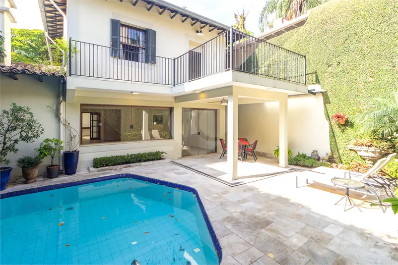 Casa com 3 quartos à venda em Jardim Europa – SP