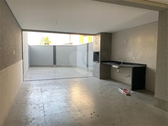 Condomínio com 3 quartos à venda em Jardim Regina – SP