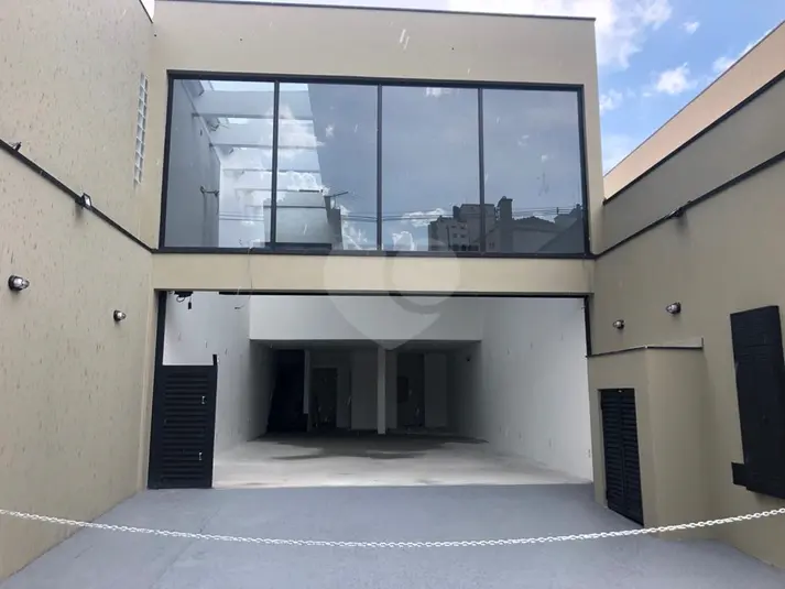 Prédio inteiro à venda em Vila Romana – SP