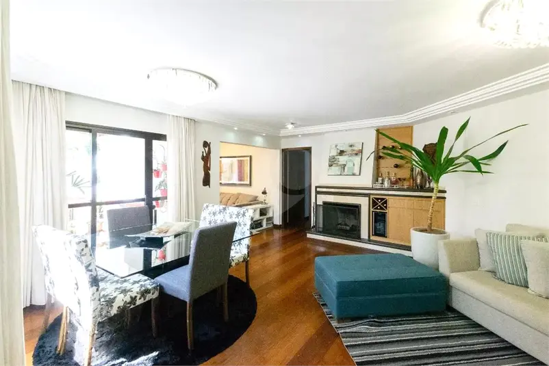 Apartamento com 3 quartos à venda em Moema – SP