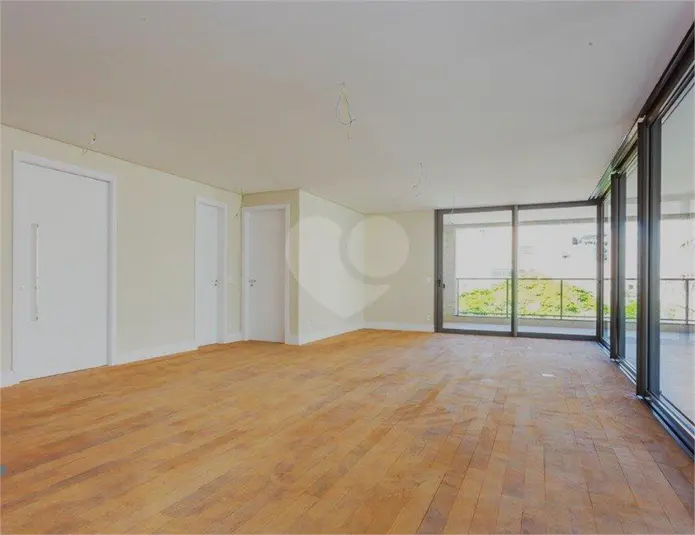 Apartamento com 6 quartos à venda em Higienópolis – SP