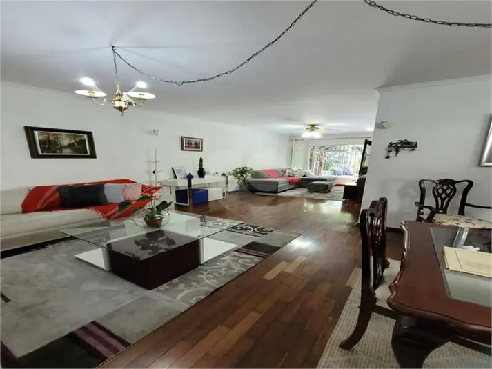 Sobrado com 6 quartos à venda em Vila Romana – SP