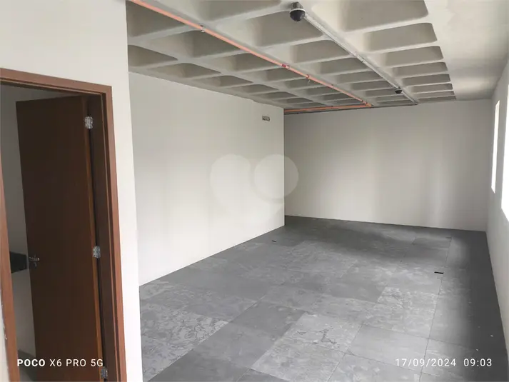 Salas à venda ou para alugar em Lapa – SP
