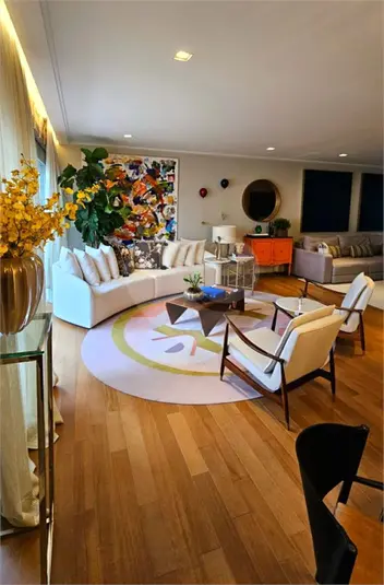Apartamento com 3 quartos à venda em Jardim Europa – SP
