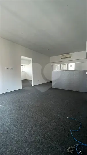 Salas à venda ou para alugar em Jardim – SP