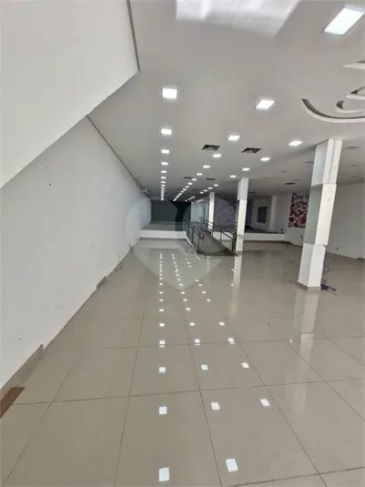 Prédio inteiro à venda ou para alugar em Pinheiros – SP