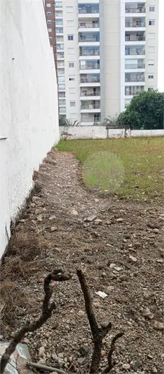 Terreno à venda em Lapa – SP