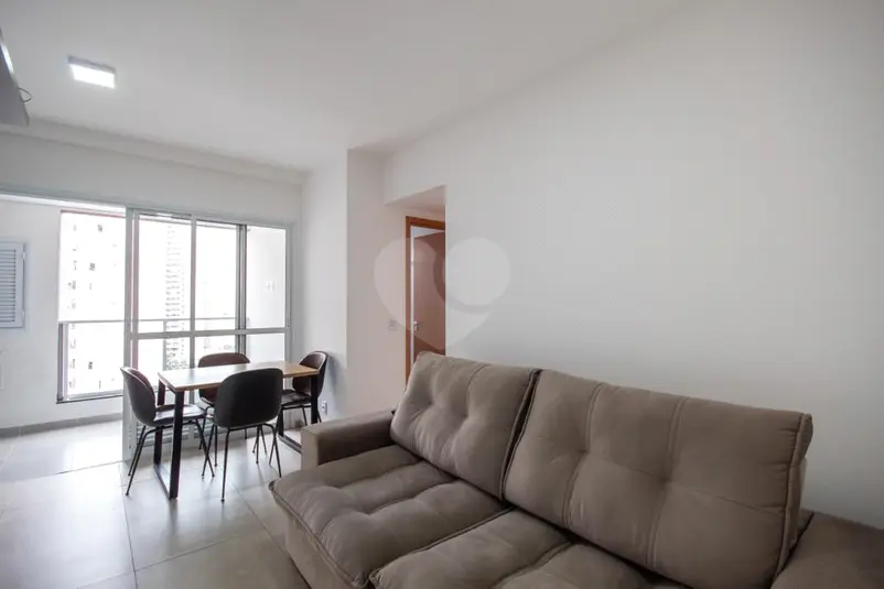 Apartamento com 2 quartos à venda em Centro – SP