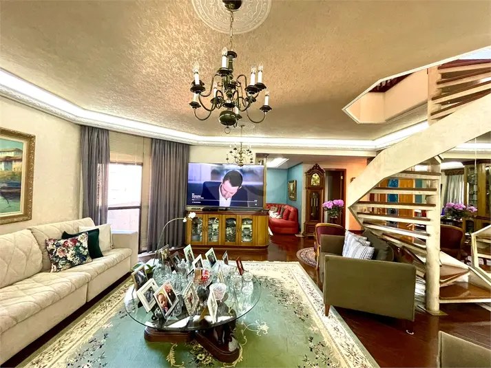 Apartamento com 6 quartos à venda em Santana – SP