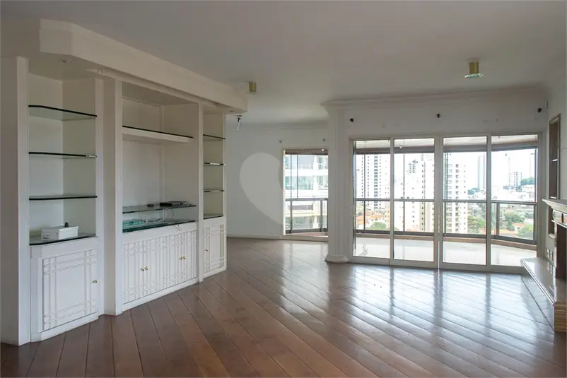 Apartamento com 4 quartos à venda em Santana – SP