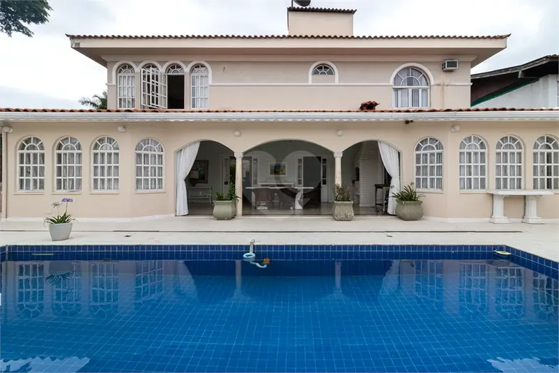 Sobrado com 5 quartos à venda ou para alugar em Cidade Jardim – SP