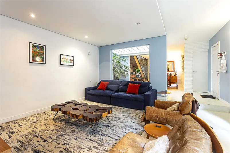 Casa com 4 quartos à venda em Jardim Luzitânia – SP