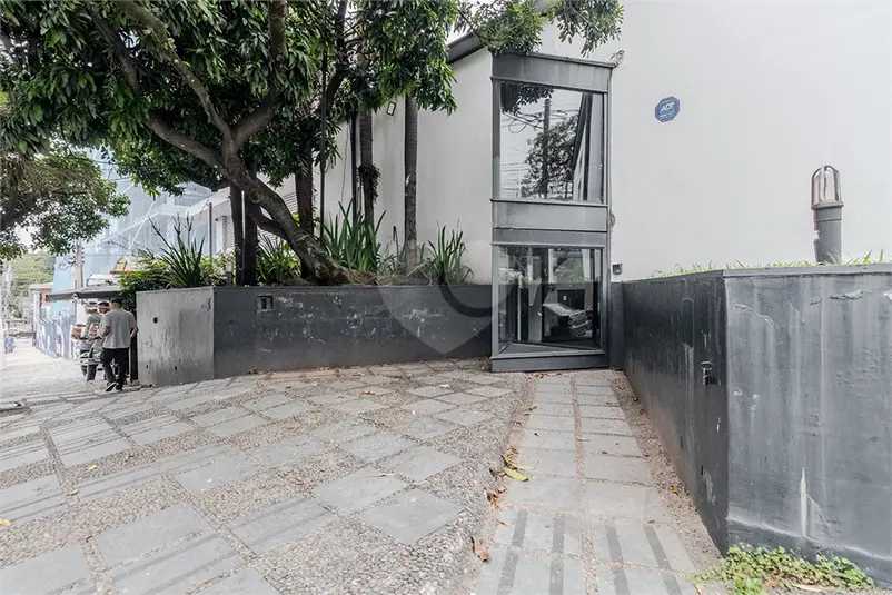 Prédio inteiro à venda em Jardim Paulista – SP