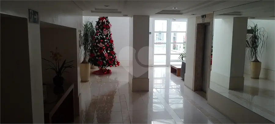 Apartamento com 3 quartos para alugar em Perdizes – SP