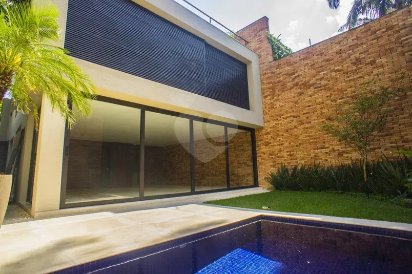 Casa com 3 quartos à venda em Jardim Europa – SP