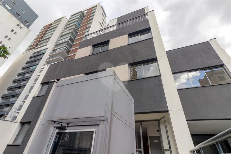 Prédio inteiro à venda ou para alugar em Paraíso – SP