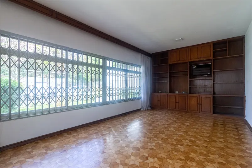 Casa com 3 quartos à venda ou para alugar em Alto de Pinheiros – SP