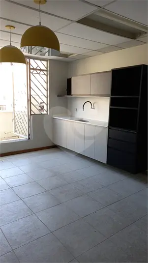 Salas à venda ou para alugar em Centro – SP