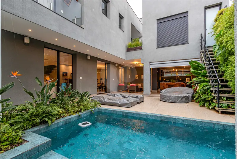 Casa com 5 quartos à venda em Jardim Luzitânia – SP