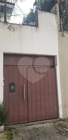 Sobrado com 18 quartos à venda em Saúde – SP