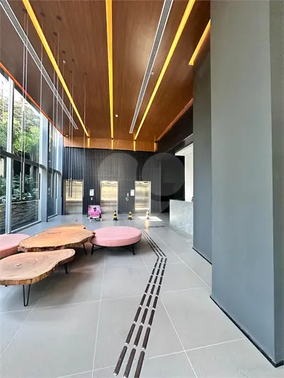 Salas com 1 quarto à venda ou para alugar em Pinheiros – SP