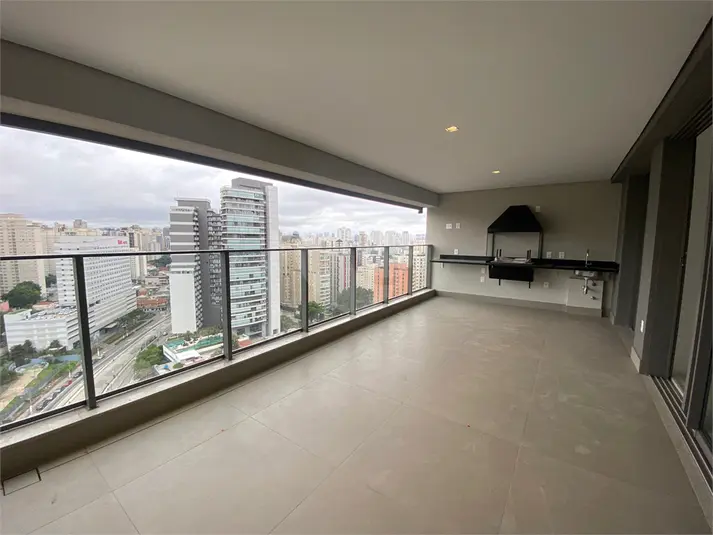 Apartamento com 3 quartos à venda em Vila Nova Conceição – SP