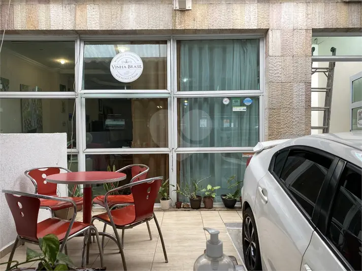 Sobrado com 23 quartos à venda em Pompéia – SP