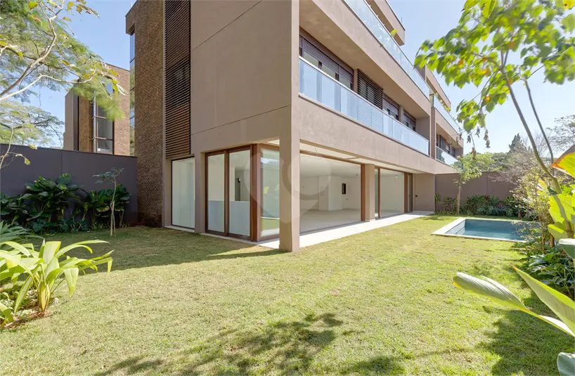 Condomínio com 4 quartos à venda em Alto da Boa Vista – SP