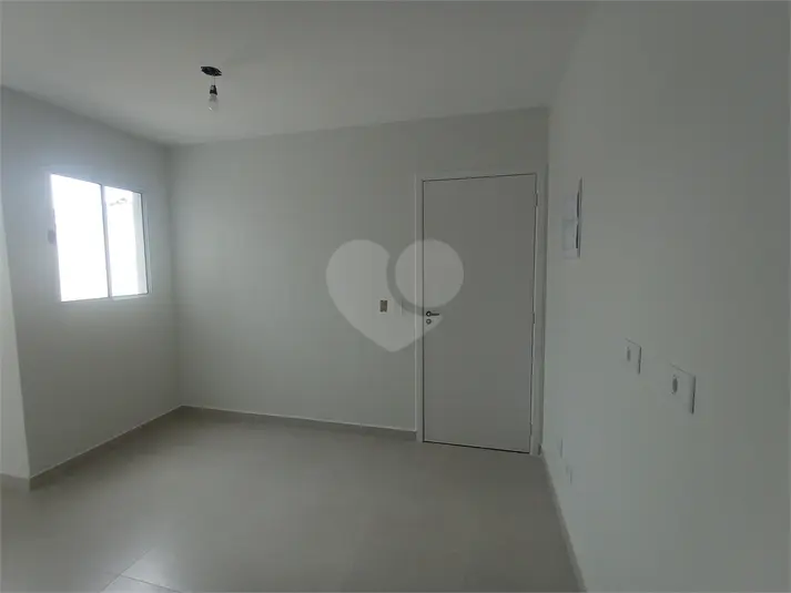 Apartamento com 2 quartos à venda em Vila dos Remédios – SP