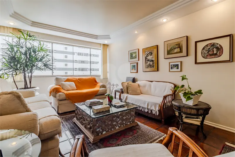 Apartamento com 3 quartos à venda em Itaim Bibi – SP