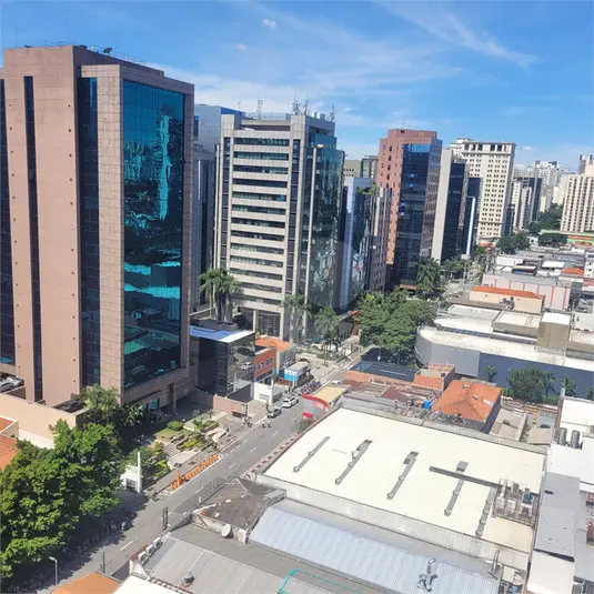 Studio com 1 quarto à venda ou para alugar em Vila Olímpia – SP