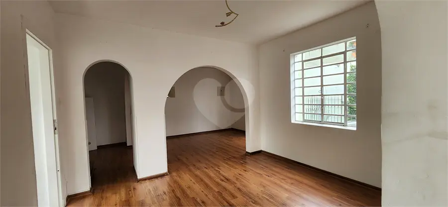 Casa com 4 quartos à venda em Vila Romana – SP