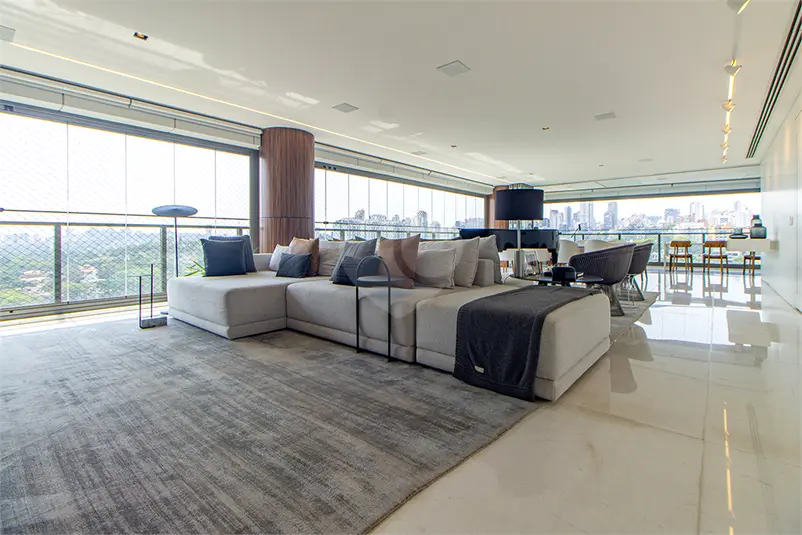 Apartamento com 3 quartos à venda em Alto de Pinheiros – SP