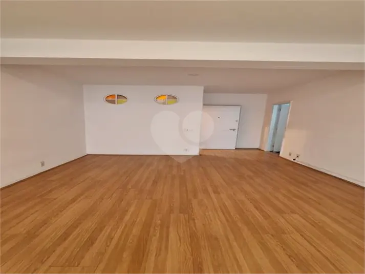 Apartamento com 3 quartos para alugar em Perdizes – SP