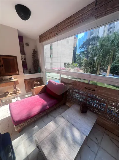 Apartamento com 3 quartos à venda em Vila Olímpia – SP