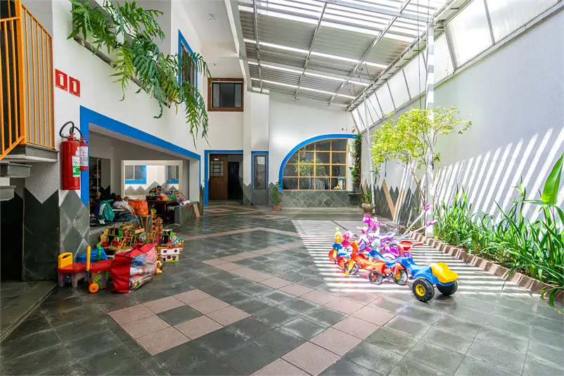 Sobrado com 8 quartos à venda em Jardim Paulistano – SP