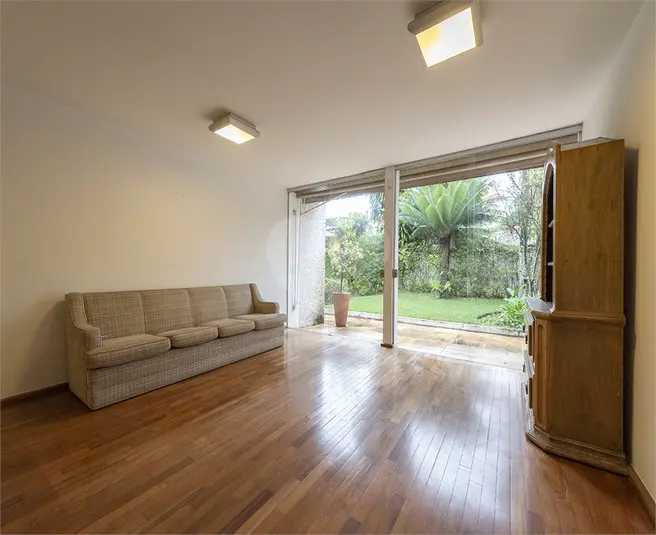 Casa com 3 quartos à venda em Alto de Pinheiros – SP