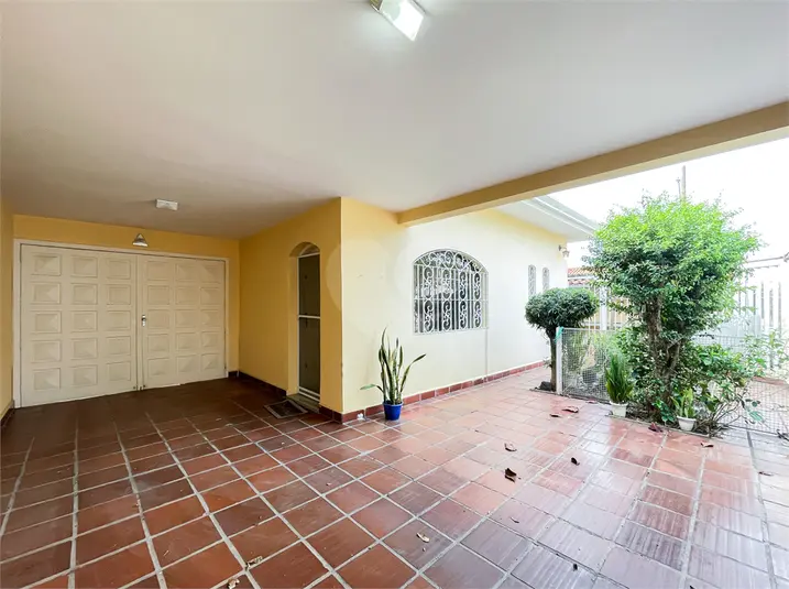 Casa térrea com 6 quartos à venda ou para alugar em Butantã – SP
