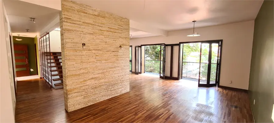Casa com 4 quartos à venda em Pacaembú – SP