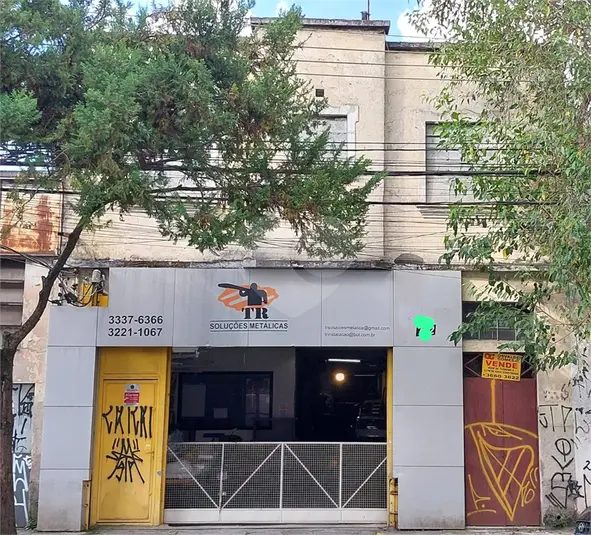 Galpão à venda em Bom Retiro – SP