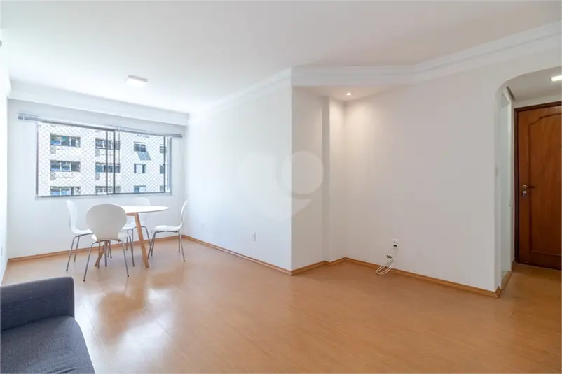 Apartamento com 2 quartos à venda em Moema – SP