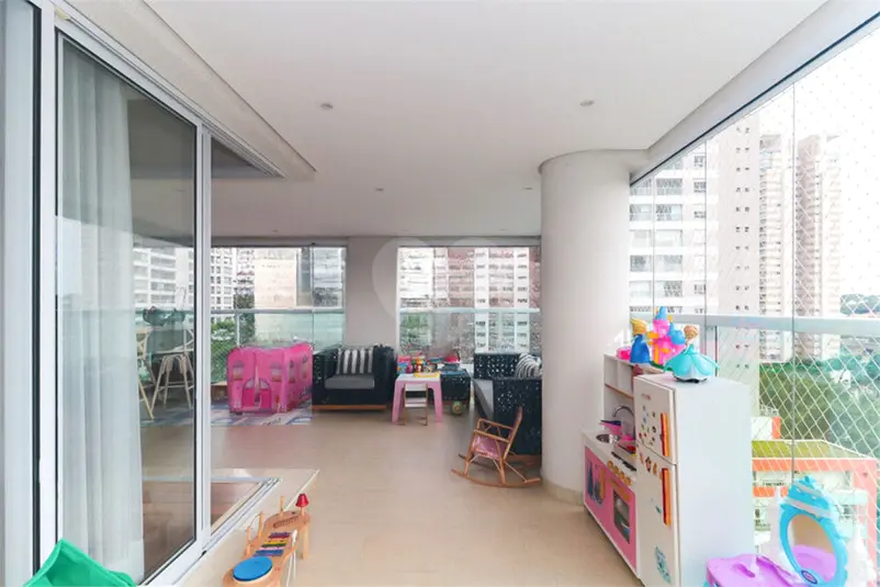 Apartamento com 3 quartos à venda em Campo Belo – SP