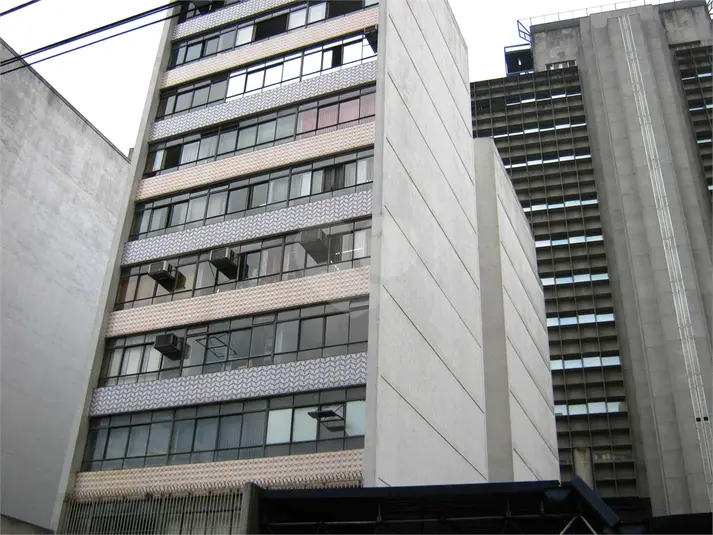 Salas à venda ou para alugar em Centro – SP