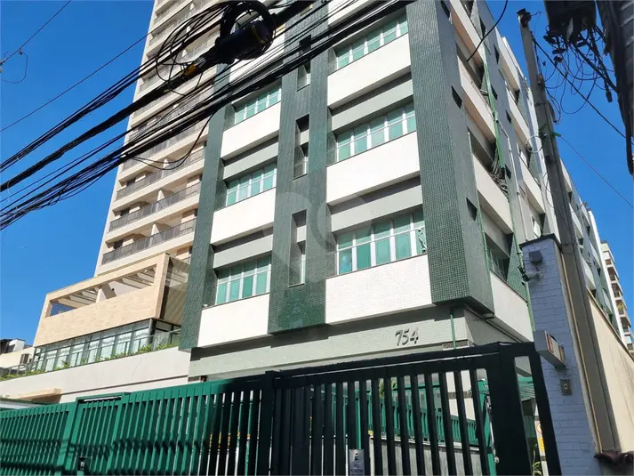 Prédio inteiro à venda ou para alugar em Moema – SP